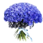 Композиция из 101 розы синего цвета